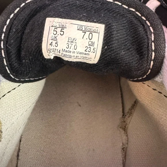 Women’s vans sz 7 - Picture 3 of 4